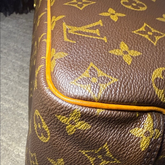 Louis Vuitton Deauville - Picture 13 of 17